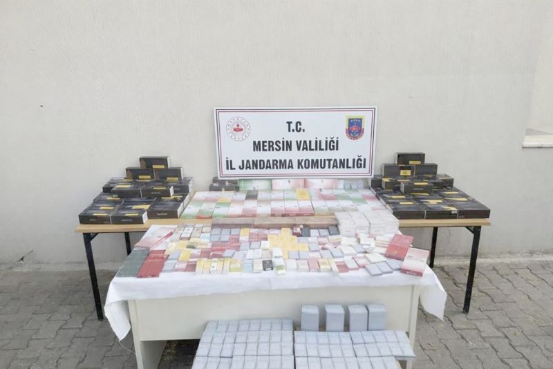 Mersin�de ka�ak makaron operasyonu