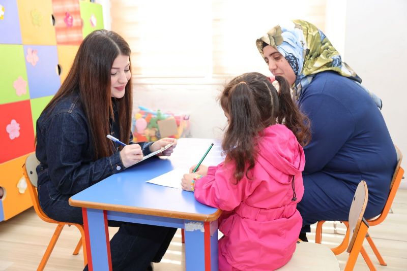 Akdeniz�de �ocuklara geli�im taramas� hizmeti ba�lad�