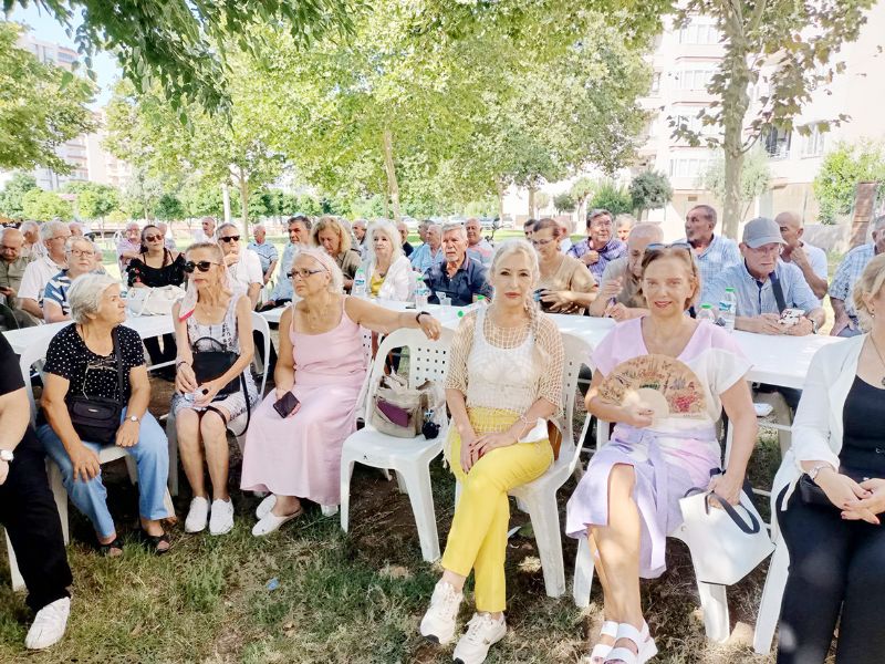 CHP Mersin’de �atlak b�y�yor