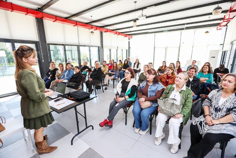 Mezitli Belediyesi�nden vatanda�lara sosyal ya�ama destek