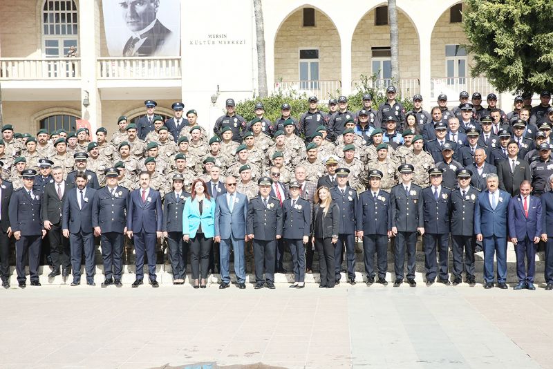 Her zaman devletin emrinde,  milletin hizmetindeyiz...