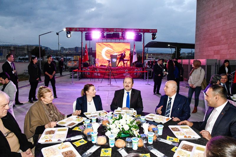 Mersin Polis tekilat iftarda bulutu...