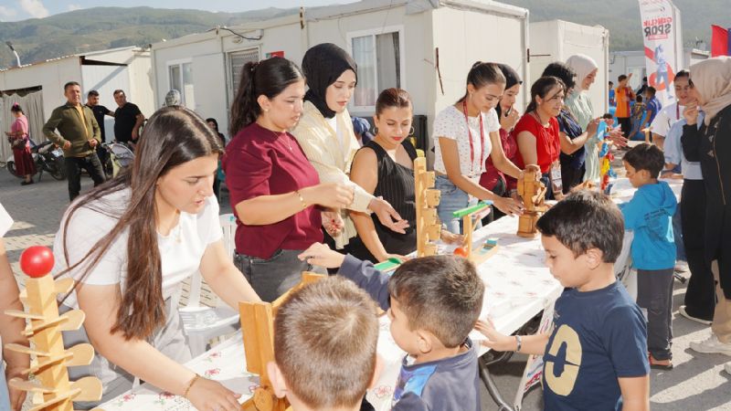Mersinden Osmaniyede  anne ocuk etkinlii
