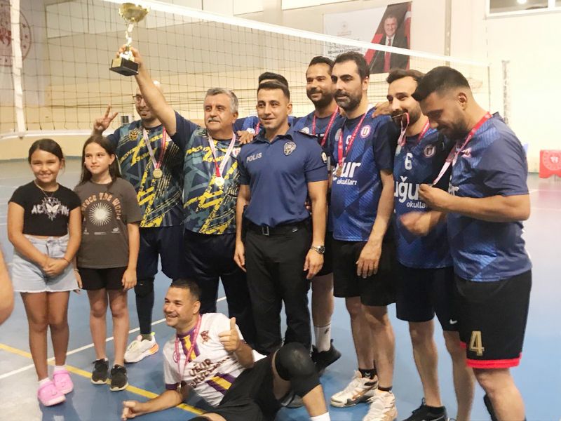 Anamurda voleybol heyecan yaand...