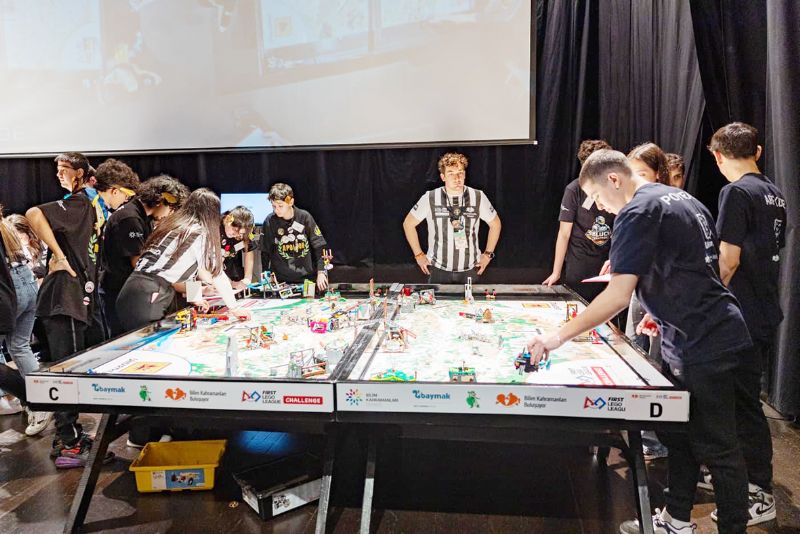 Yeni�ehir�de bilim ve teknoloji r�zg�r� esti