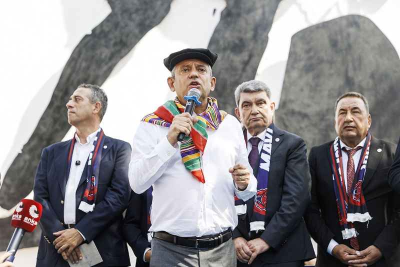 �zg�r �zel CHP�de kalan Se�er�e sahip ��kt� 