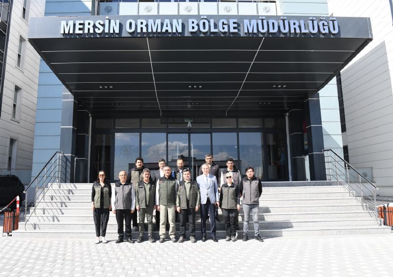 Ba�kan Alt�nda�, fidanl�klar� inceledi 