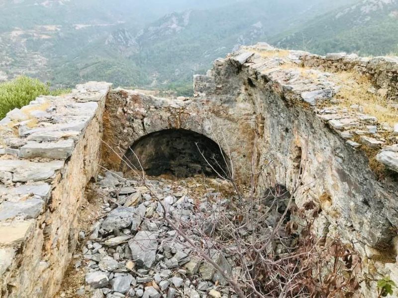 Kapdan kovulan irket bacadan girme abasnda!...