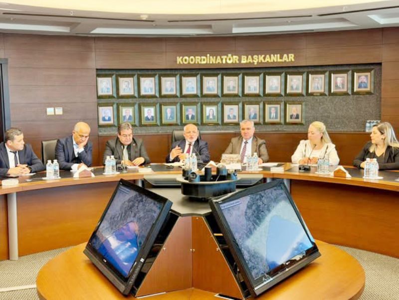 �ukurova turun�gilde faydal� b�cek m�cadelesi pe�inde