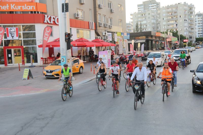 Mezitli bisiklet turu ile hareketlendi...