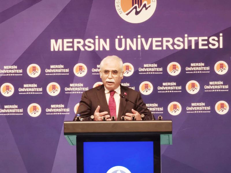 Anayasa Mahkemesi Ba�kan� �zkaya memleketi Mersin’de 