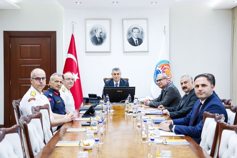 Bir haftada bin 177 ara� trafikten men edildi