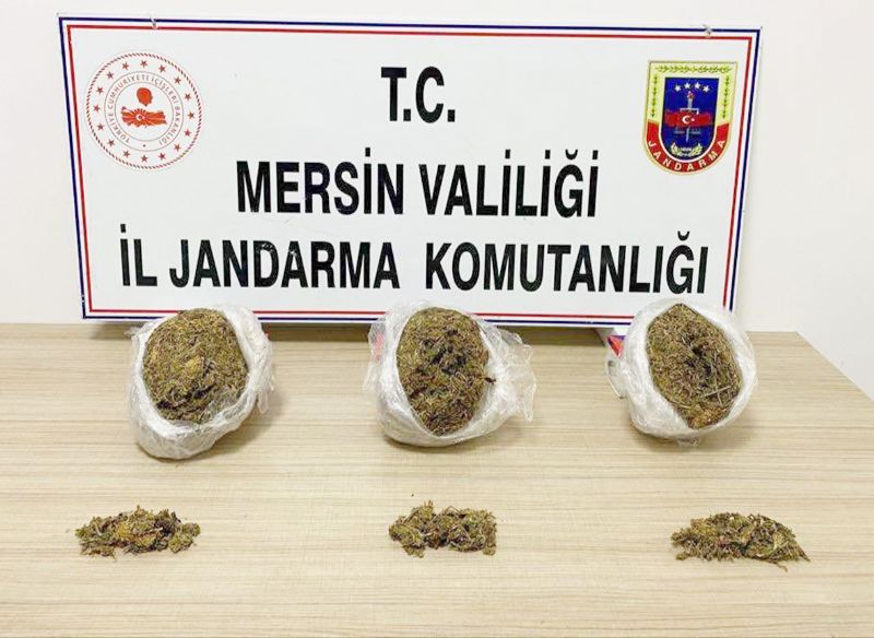 Mersin’de 5 kilo 200 gram skunk esrar ele geirildi...