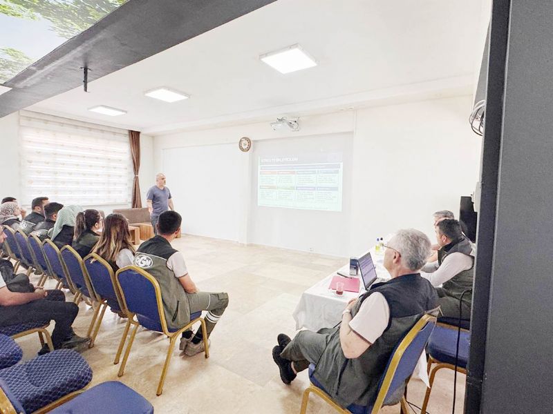 Ormanc�lara stres e�itimi verildi