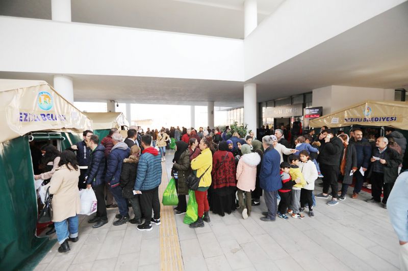 Deprem sonras Mezitliye gelenlerin says 100 bine ulat...