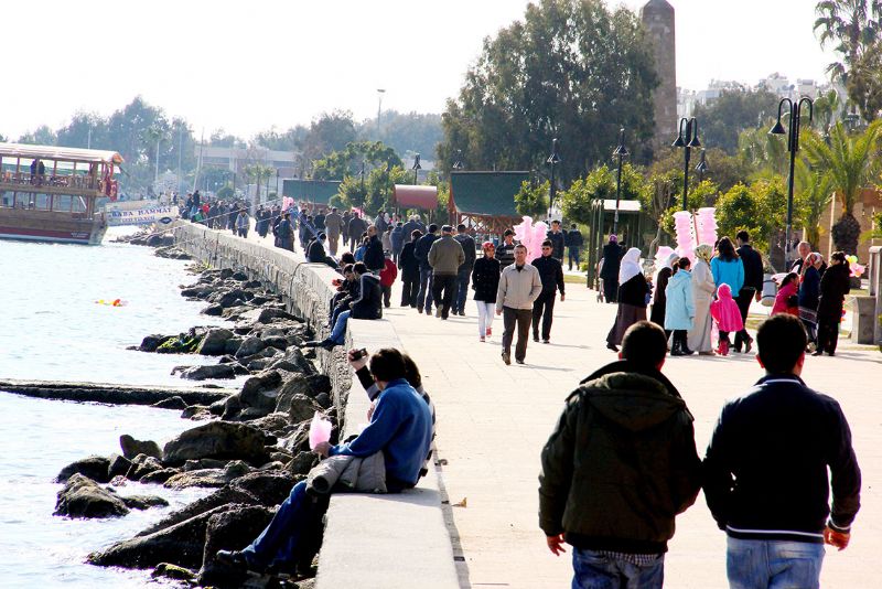 HANEHALKI K���L�YOR, TEK K���L�K YA�AM ARTIYOR!