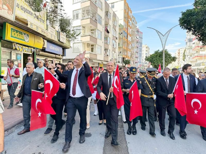 Tarsus CHPde  doum gn kutlama krizi