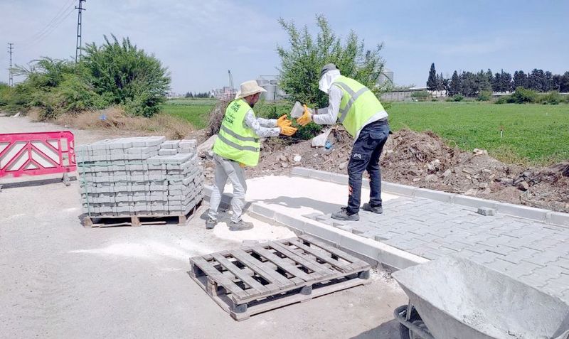 Akdenizde asfalt ve  kaldrmlar yenileniyor...