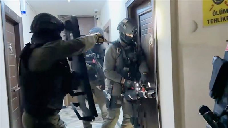 Mersin�de ter�r �rg�t� operasyonu