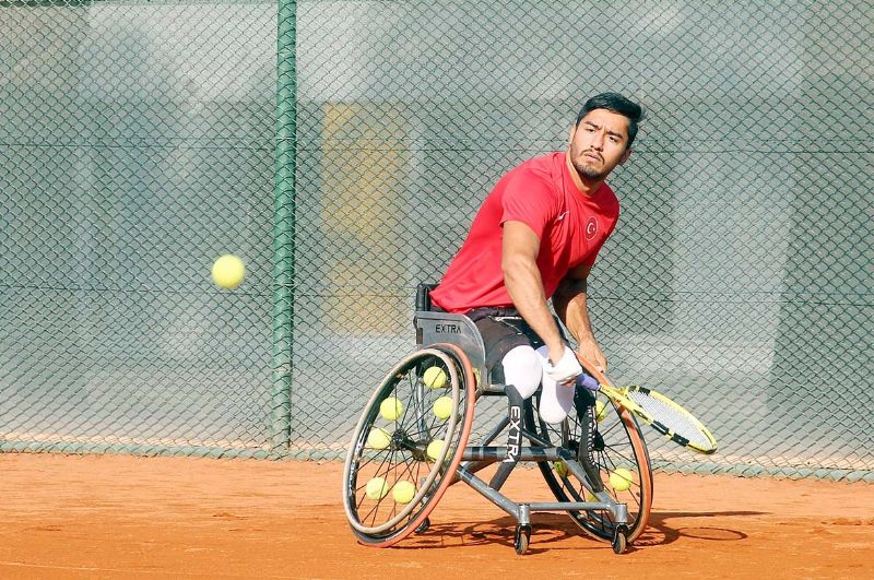 Mersinli milli sporcu  Malezyada tarih yazd...