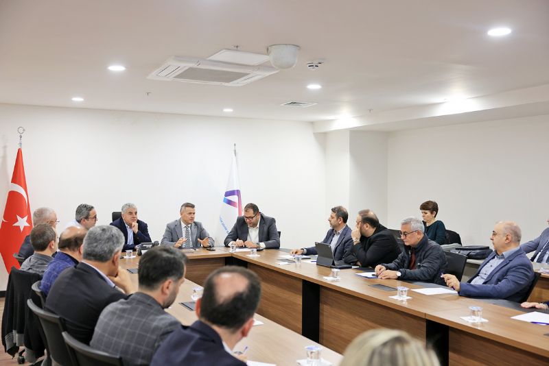 Patronlar imar y�netmeli�ini masaya yat�rd�