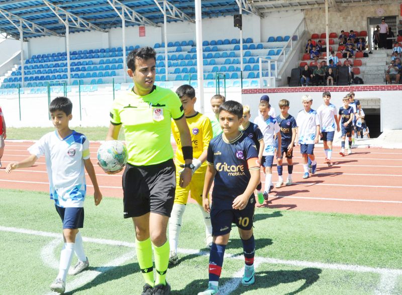 Mersin Ahmet Hocaolu  Ortaokulu Trkiye ikincisi...