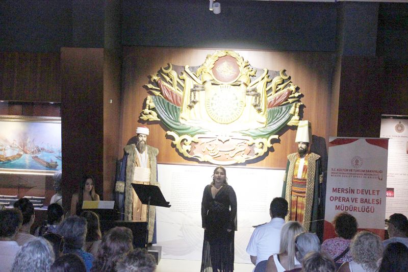 Deniz M�zesinde Bahar Konseri var