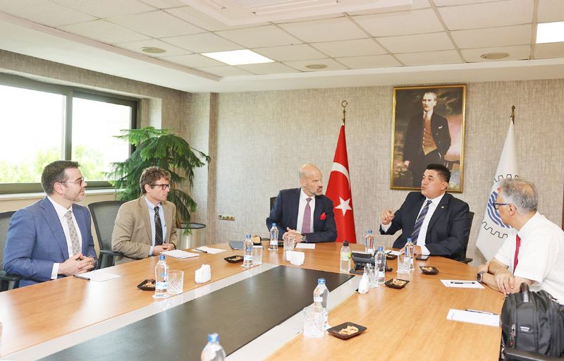 ABD Konsolosu ndan Mersin ziyareti 