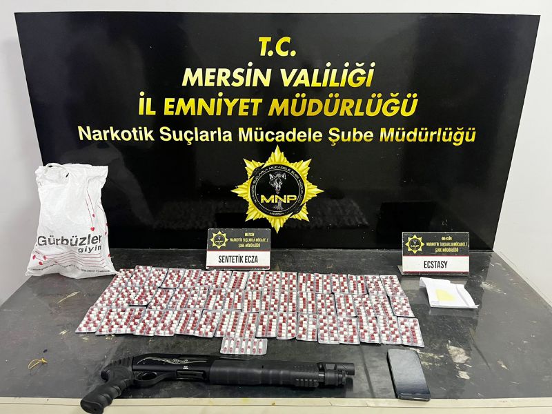 Uyu�turucu tacirlerine darbe