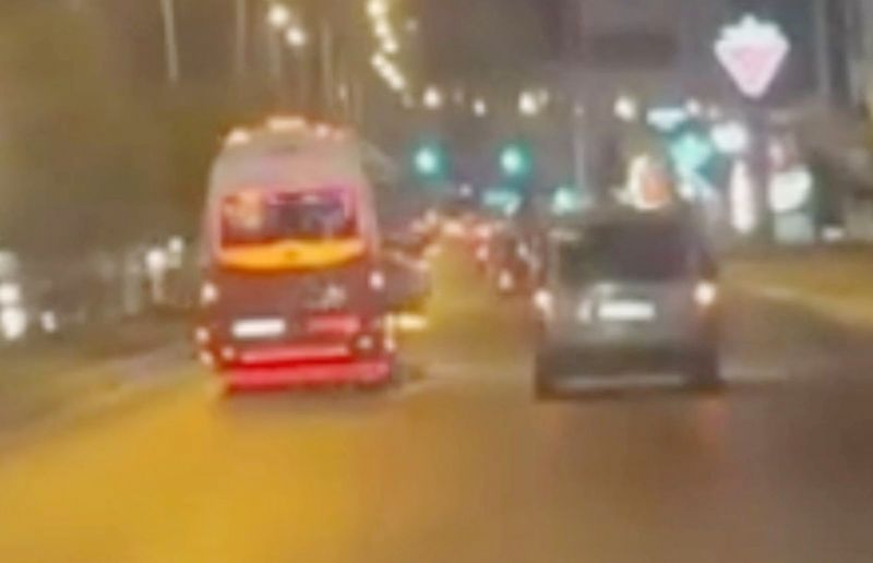 Trafikte makas atan s�r�c�ye 90 bin lira ceza