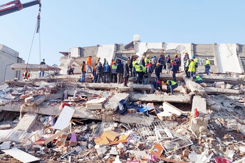 Toroslardan deprem blgelerine destek...