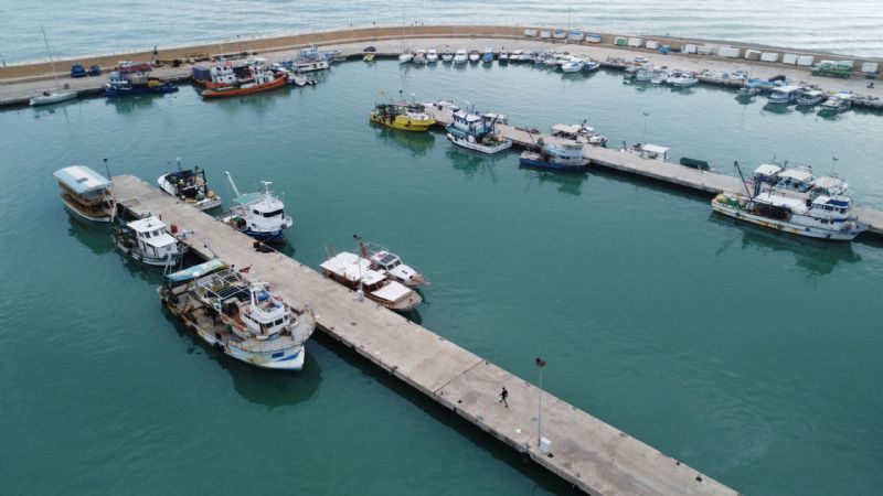 �Mersin bal�k��l��� krizle kar�� kar��ya