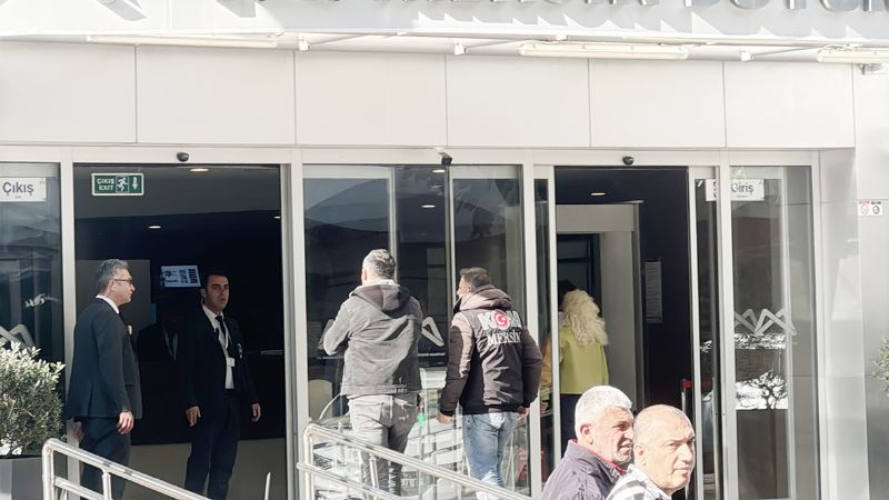 21 TA�INMAZ VE ARA�LARA EL KONULDU!