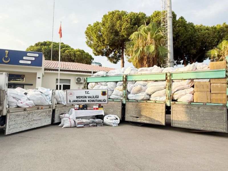 Mersin�de 50 milyon TL�lik ka�ak giyim operasyonu